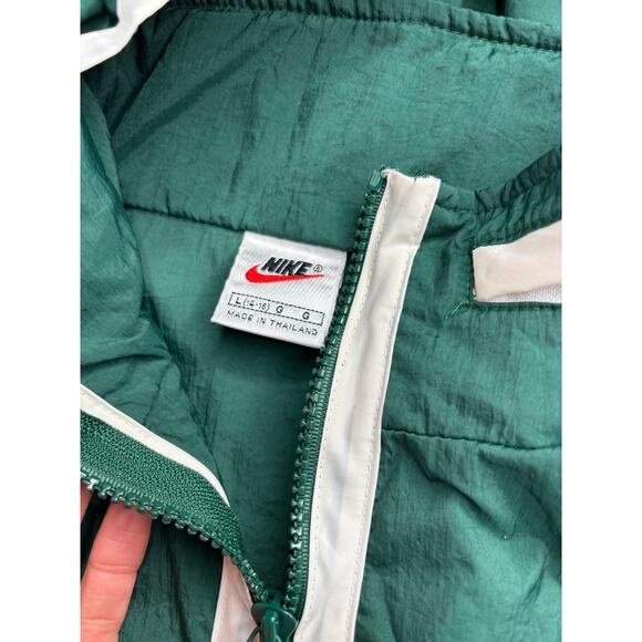 Vintage 90s Nike windbreaker, jacket faded size large - Picture 4 of 9